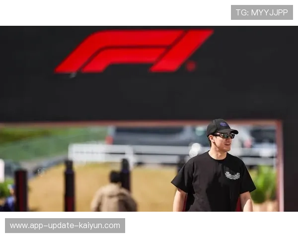 2026 F1 上海站回顾:周冠宇的主场首秀得分全记录。,f1赛车手周冠宇